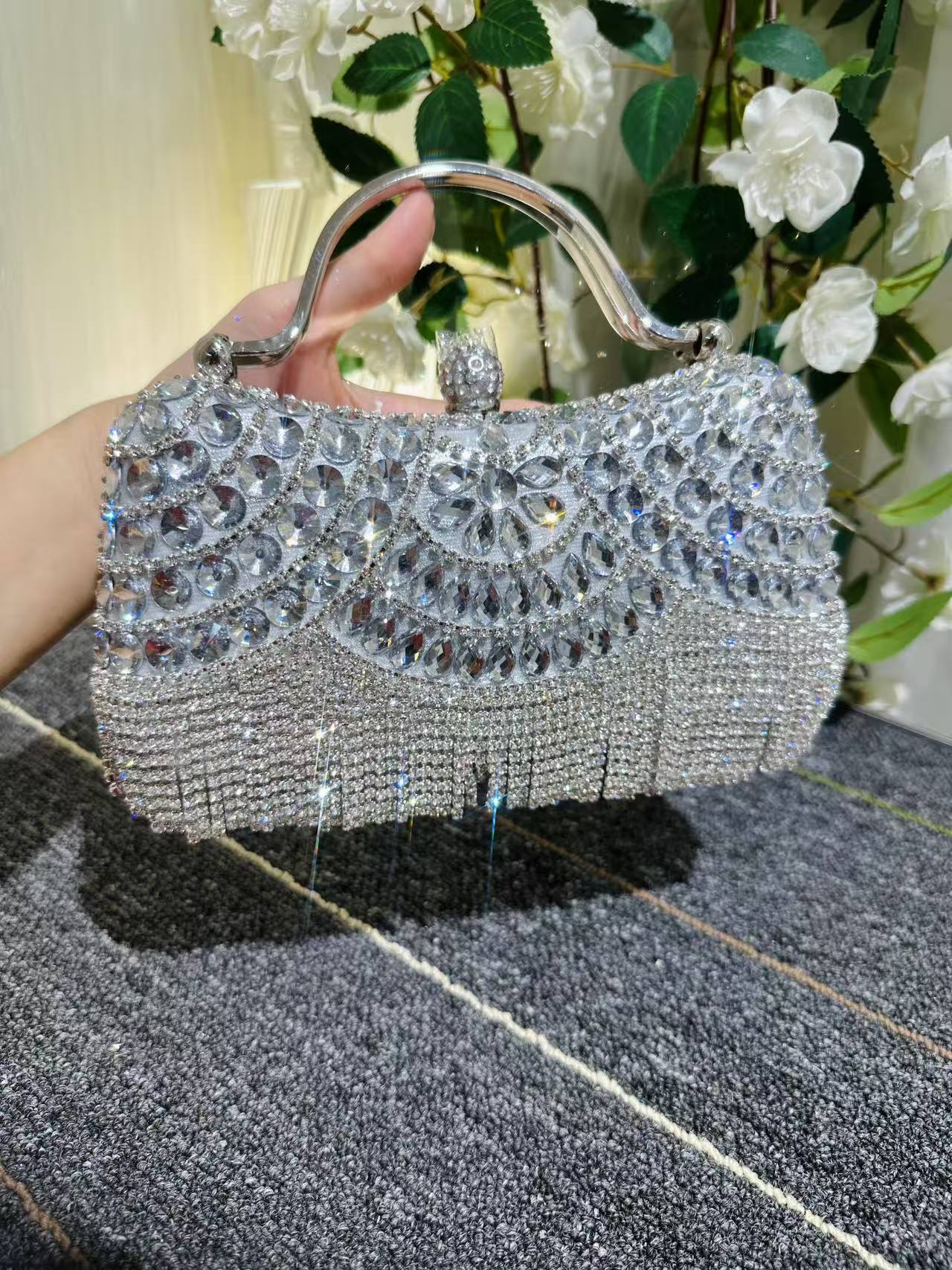 Cross-Border Women's Bags 2025 New European and American Fashion Rhinestone Handbag Ins Internet Celebrity Versatile Chain Evening Bag