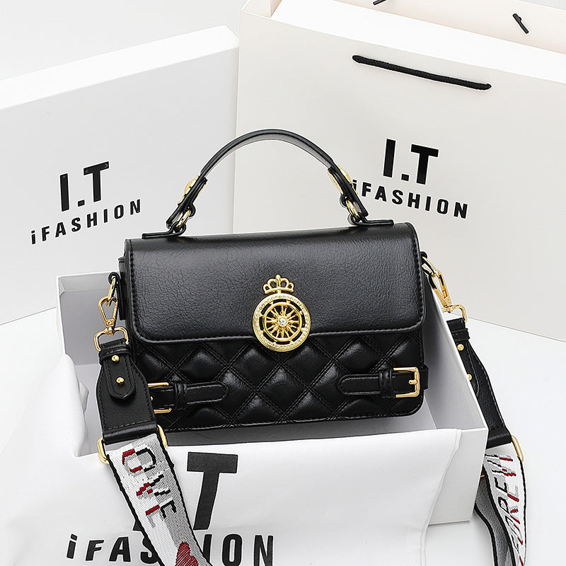 Trendy Women's Handbag Popular Online Style Chanel-Style Quilted Chain Crossbody Bag for Commuting