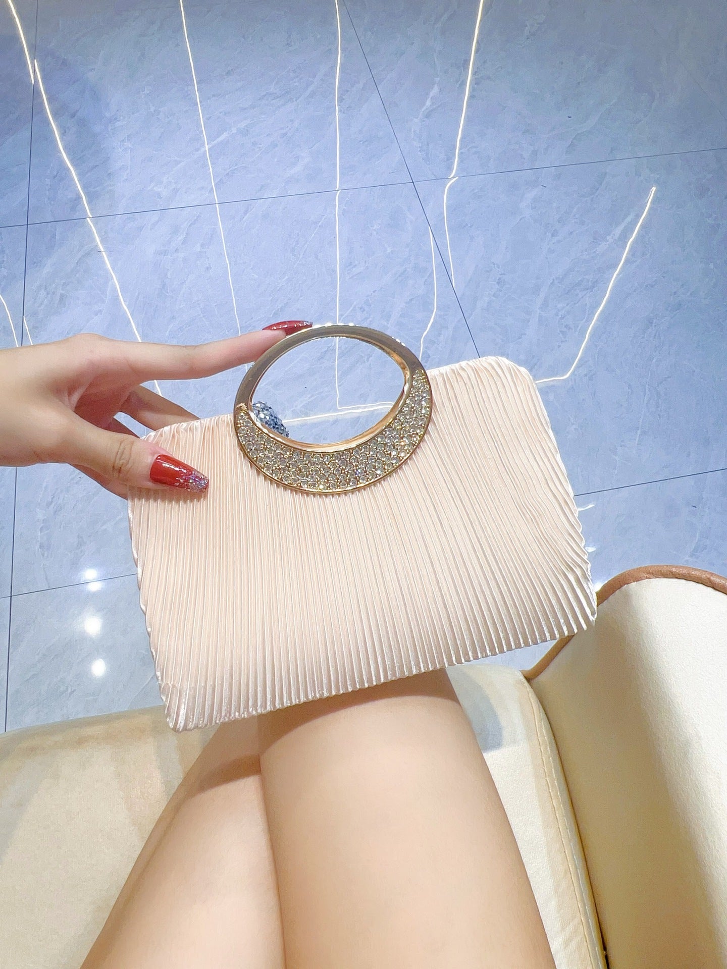New Pleated Evening Bag Ring Handbag Rhinestone Banquet Hand Bag Gift Bag Party Bag Wedding Chain Bag