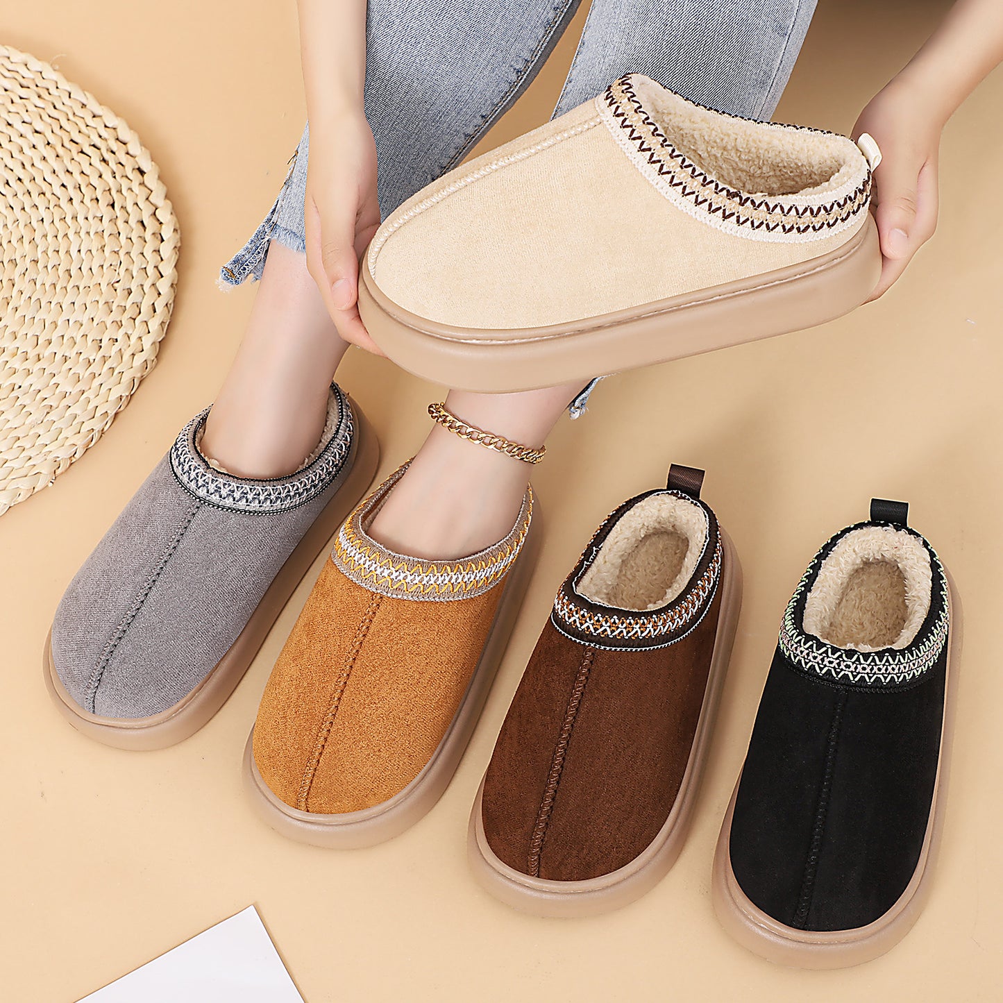 Women's Winter Cotton Shoes, Fleece-Lined Cotton Slippers, Large Size Thickeneded Short Boots, New Cross-Border Cold-Proof Snow Boots, Soft-Soled Warm Women's Cotton Boots