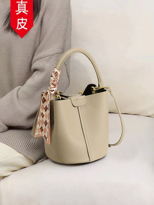 Hong Kong Counter Bag 2025 New Trendy Women's Bag Shoulder Crossbody Bag Summer High-End Genuine Leather Handbag Bucket Bag