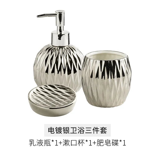 Juego de Accesorios de Baño de Cerámica Electrochapada de Lujo Ligero: Dispensador de Jabón Creativo, Vaso para Enjuague Bucal y Jabonera