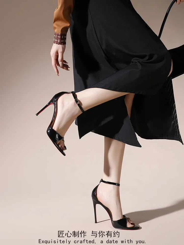 Novedad de verano, tacones altos color nude para mujer, tacones delgados, impresionante estilo princesa, sandalias de un botón con falda 33-46