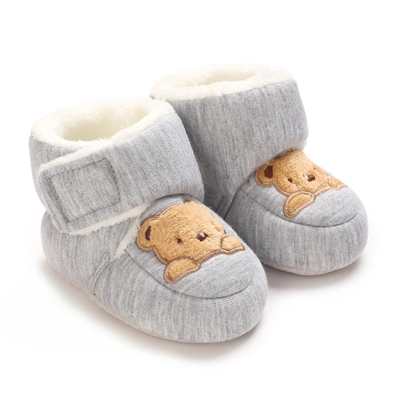 Botas de invierno para bebé, suela suave de dibujos animados, zapatos cálidos antideslizantes para niños pequeños, bonitos botines para caminar para niños y niñas