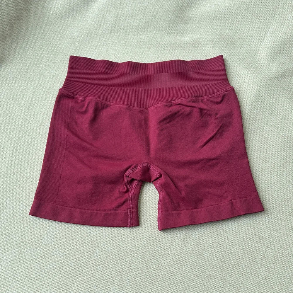 Pantalones cortos deportivos para mujer, pantalones cortos de gimnasio con banda baja acanalada de 4,5 ", mallas sin costuras para entrenamiento y Yoga