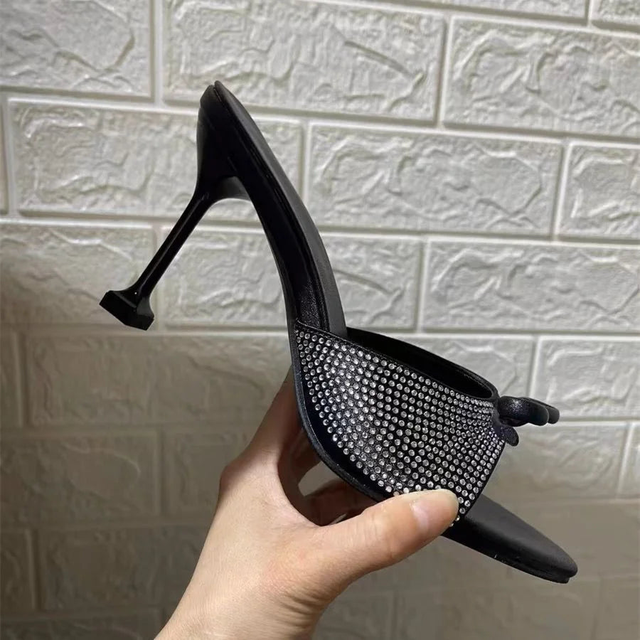 Zapatillas de cristal de diseñador para mujer, zapatos de vestir de tacón alto, zapatos de tacón para mujer, sandalias de lujo con lazo para mujer, chanclas de pasarela 2025