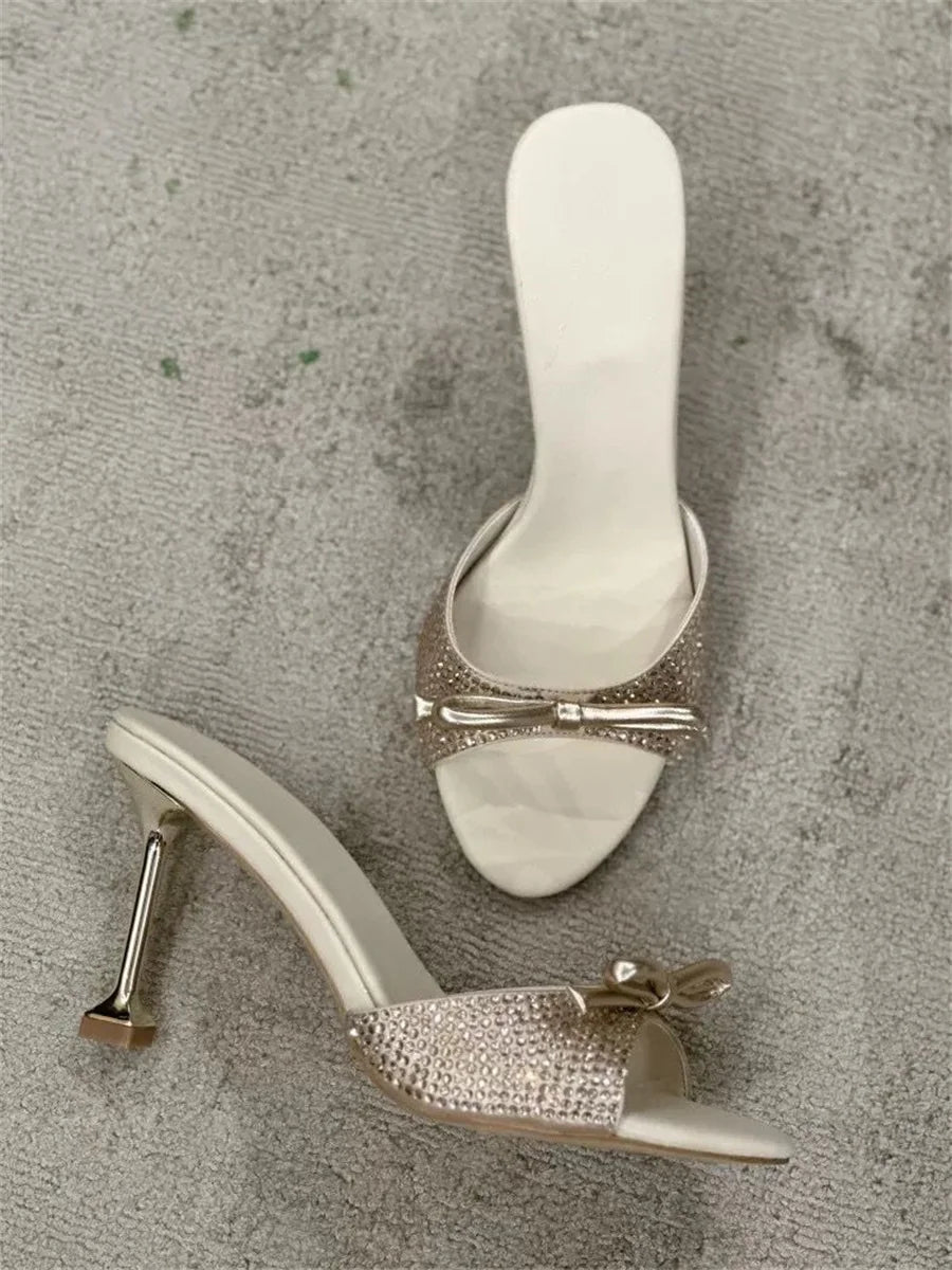 Zapatillas de cristal de diseñador para mujer, zapatos de vestir de tacón alto, zapatos de tacón para mujer, sandalias de lujo con lazo para mujer, chanclas de pasarela 2025