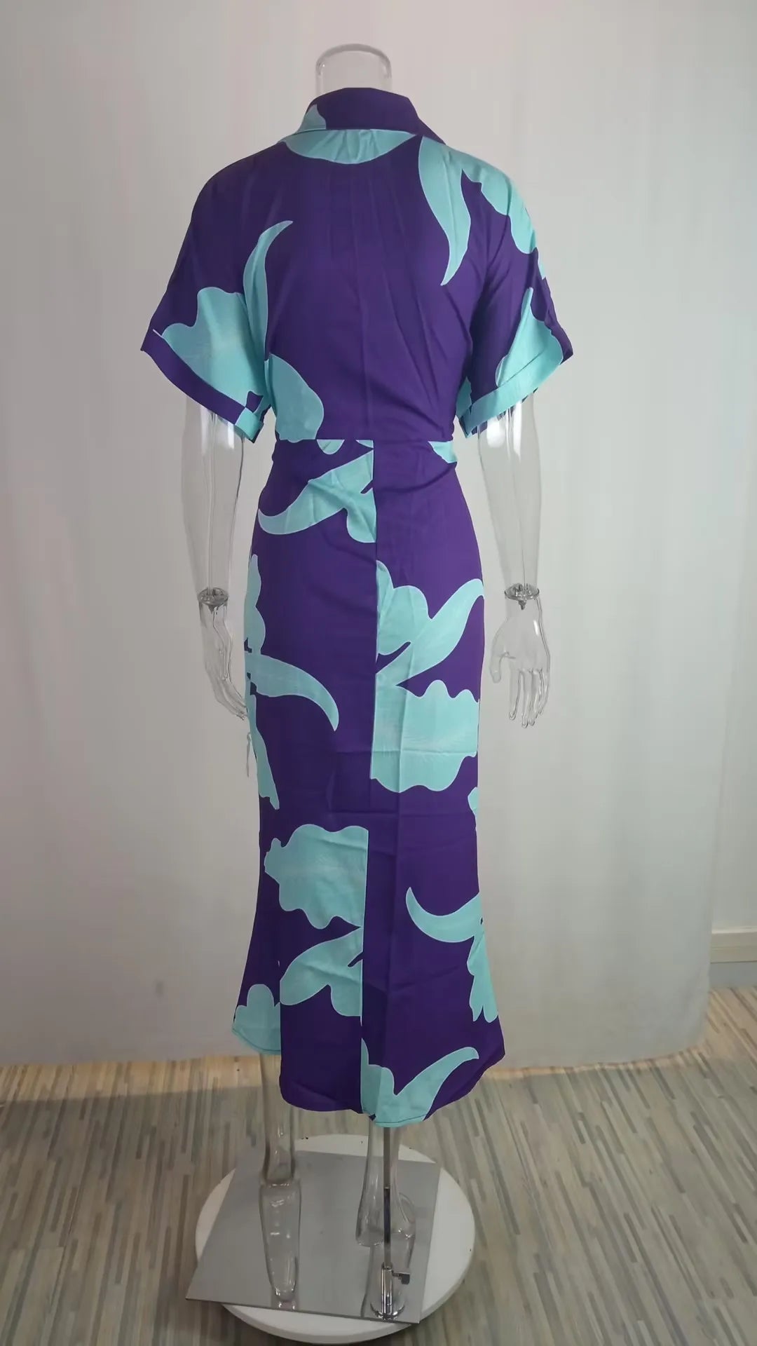Vestidos Elegantes para Mujer 2026: Vestido de Mujer con Estampado Irregular, Cuello Solapa, Ajuste Delgado y Contraste, Ideal para el Trabajo y con un Toque de Temperamento.