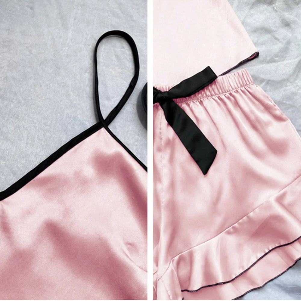 Pijamas de satén liso para mujer, camiseta con cuello en V, bordes con volantes y pantalones cortos con lazo, conjunto de pijama sencillo y transpirable, ropa para el hogar con tirantes