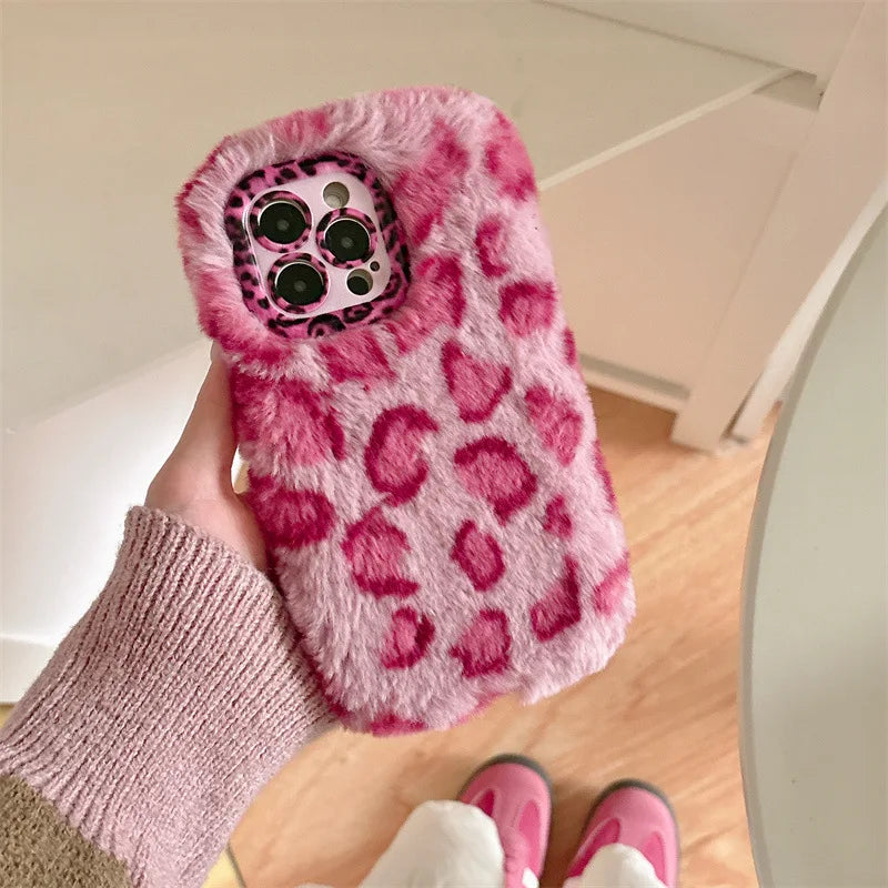 Funda de teléfono con soporte de lente de felpa peluda de leopardo a la moda para iPhone 17Air 15 14 13 12 11 16 Pro Max con cubierta a prueba de golpes con cadena para la muñeca