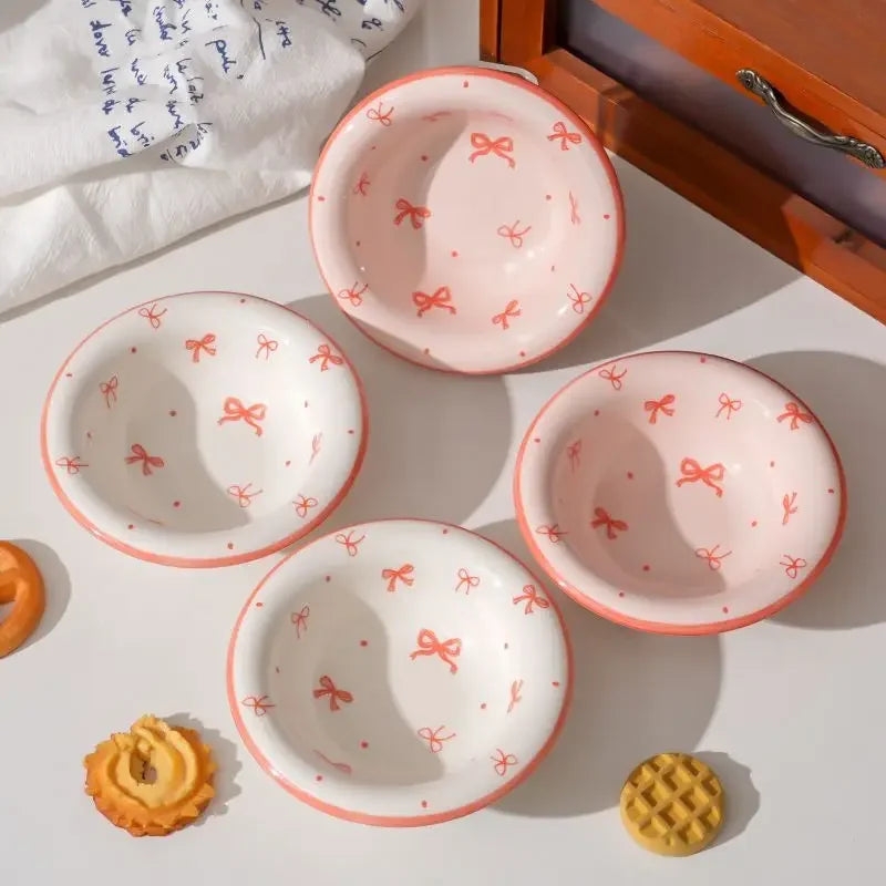 Juego de 4 Platos de Cerámica con Lazo Rosa para Salsas, Tazones Bonitos para Condimentos, Platos para Servir en la Mesa, Platos para Salsa de Soja y Vinagre, Platos para Sumergir en Hot Pot, Venta al por Mayor