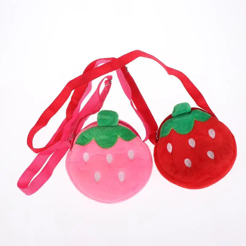 Adorable bolso bandolera de felpa de fresa de dibujos animados para niños y adultos