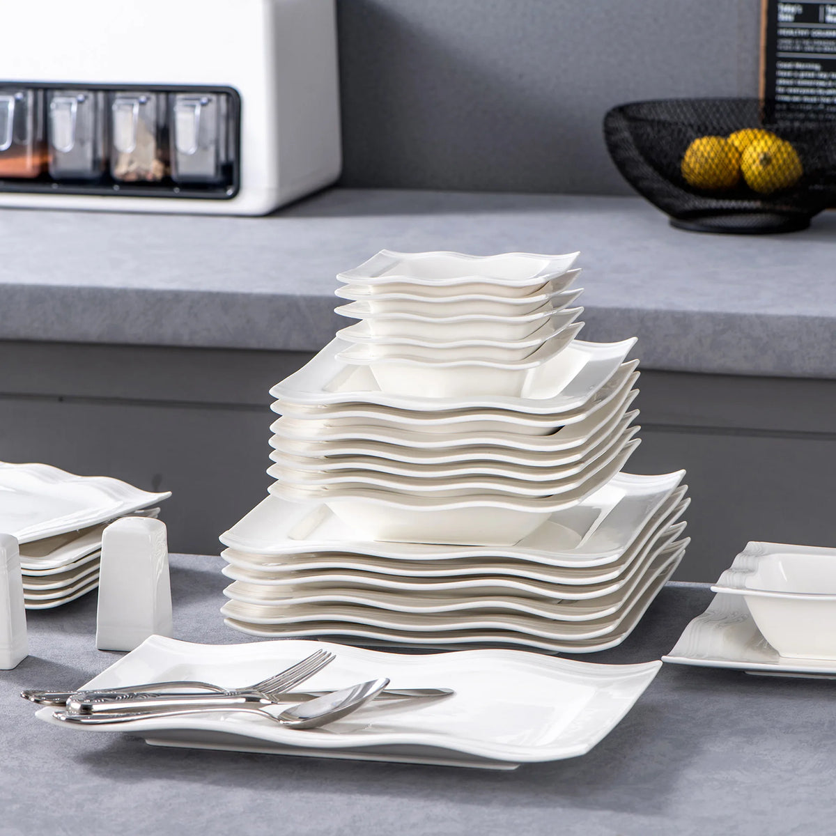 MALACASA Juego de vajilla cuadrada, platos y cuencos de porcelana blanca de 28 piezas, juego de cena para sal, pimienta, ensalada, Pasta