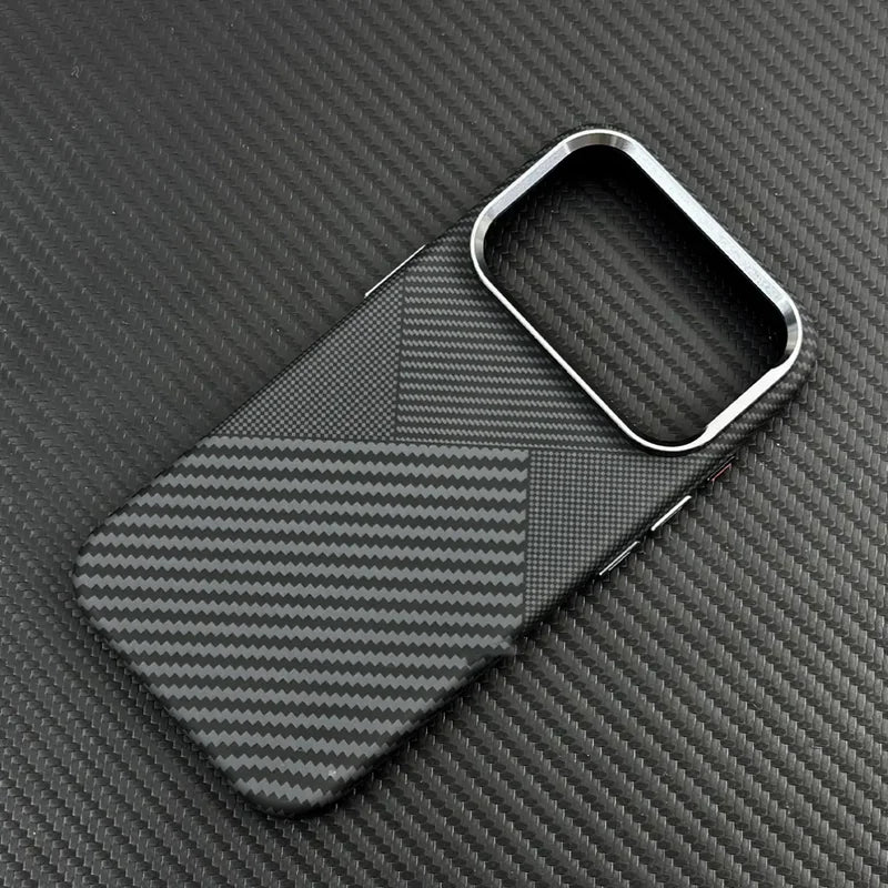 Funda Magnética con Textura de Fibra de Carbono para iPhone 17, 17 Pro Max, 16 Pro, 15, 14, 13, Ultrafina, con Lente de Aleación, Carga Inalámbrica, Carcasa Rígida