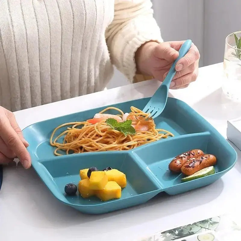 Plato de comedor cuadrado de tres rejillas de plástico, plato de desayuno para el hogar, plato de fideos y nueces, partición cuantitativa, plato de comida ligero