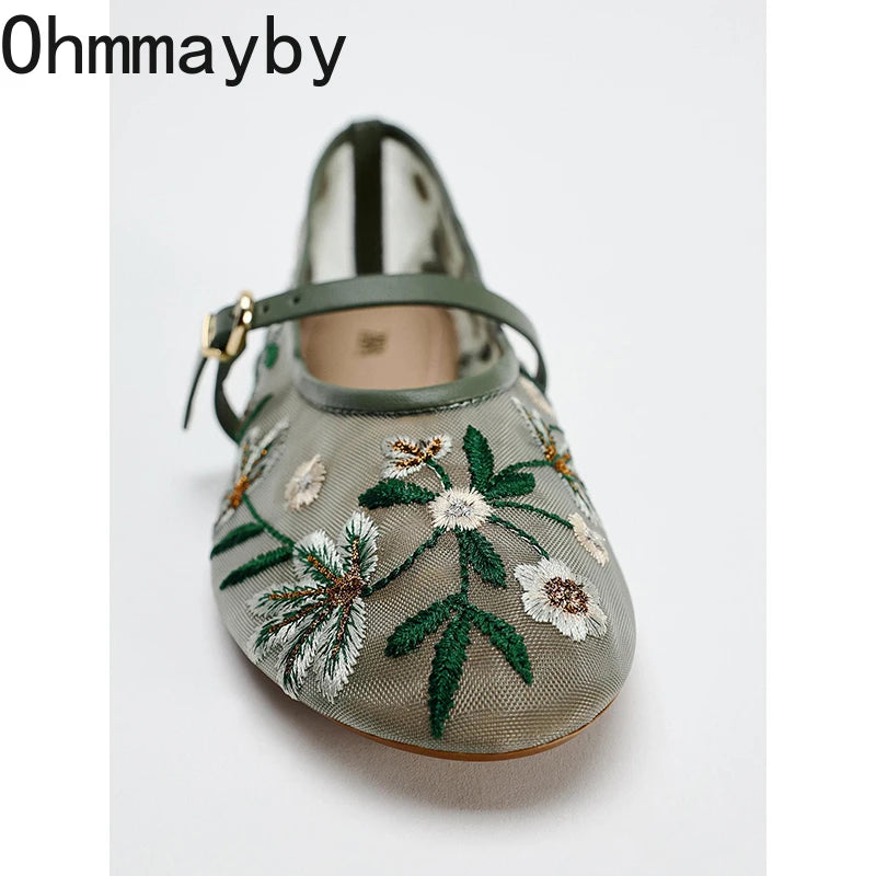 2026 zapatos Mary Jane bordados de primavera para mujer, zapatos de suela blanda transpirables para exteriores, zapatos planos de Ballet cómodos sin cordones para mujer