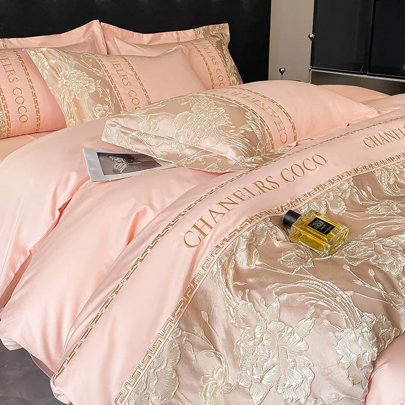 Juego de cama europeo de alta gama, juego de cuatro piezas de algodón de lujo, funda de edredón bordada de algodón, sábanas, sombreros, ropa de cama para personas mayores