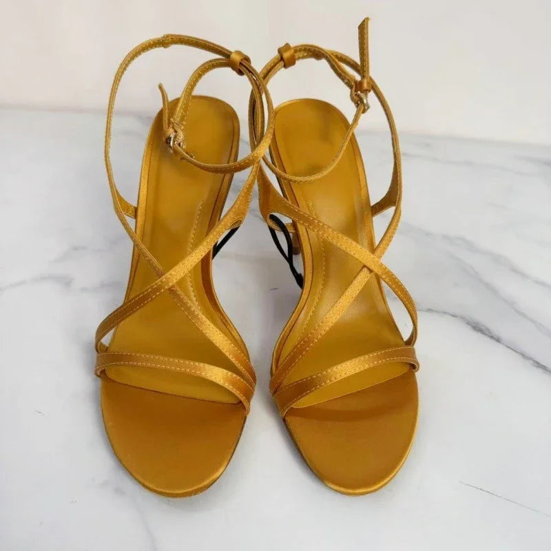 Zapatos de Tacón Súper Alto para Mujer, Zapatos de Fiesta Elegantes con Punta Abierta, Diseño Moderno con Tiras Cruzadas, Sandalias de Lujo para Banquete, Novia, Modernas