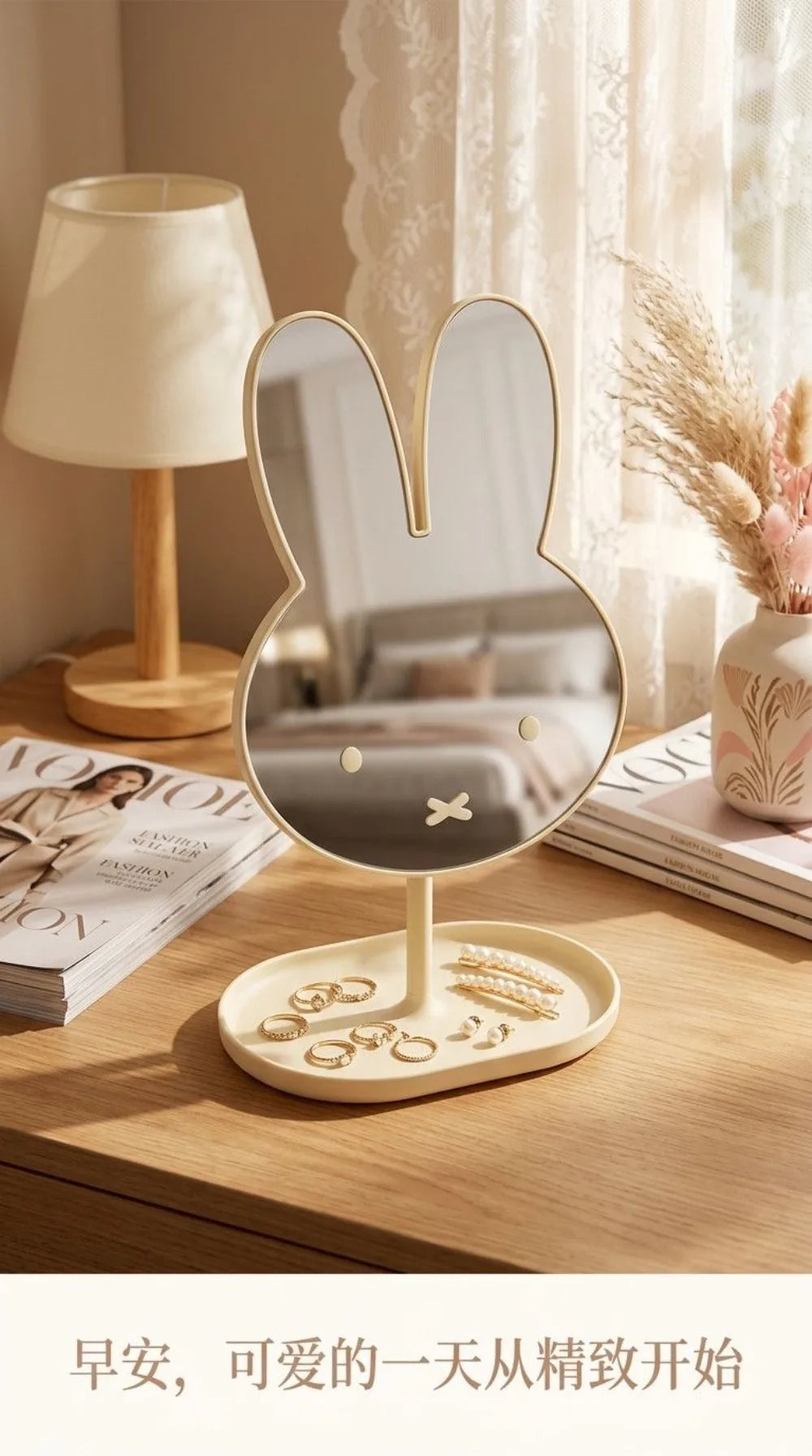 Espejo de Maquillaje de Escritorio Kawaii Miffy, Espejo de Vanidad con Diseño de Conejo, 360° °   Bandeja Giratoria con Base, Cristal de Alta Claridad, Accesorio para Escritorio de Dormitorio, Regalo