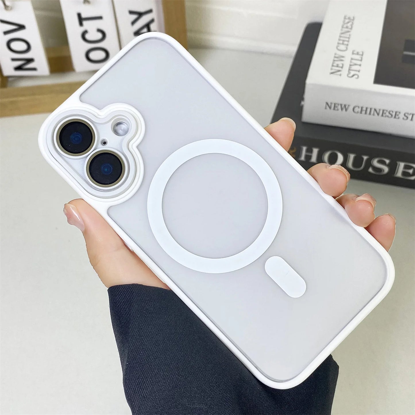 Funda de teléfono magnética translúcida para iPhone 15 14 Pro Max 16 Plus, funda mate para Magsafe para iPhone 16 13 12 11 Pro Max