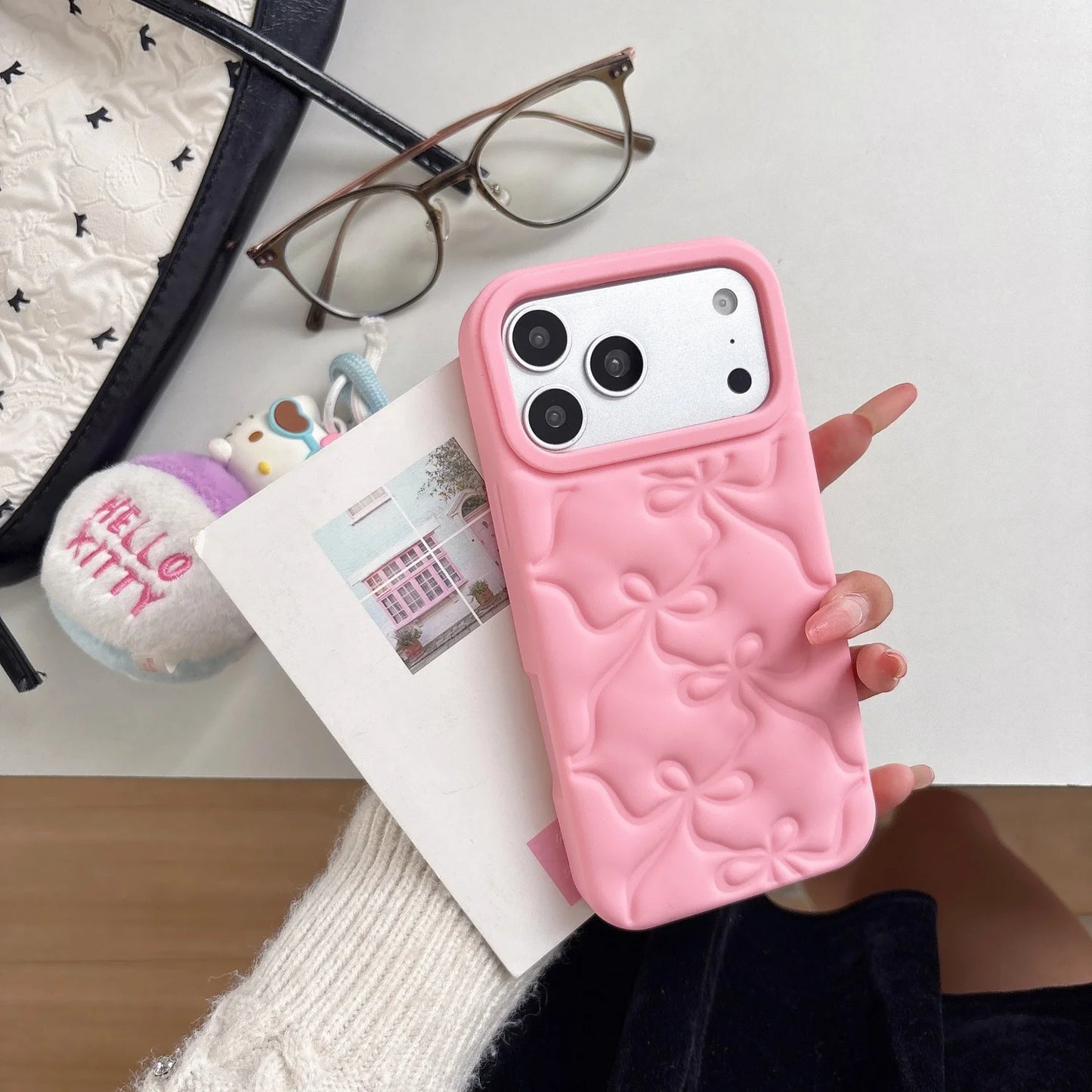 Fundas de Silicona 3D con Lazo para iPhone 13 14 15 16 17 Pro Pro Max Plus, Protectoras, Suaves, Anti-Golpes, Diseño Lindo y Elegante