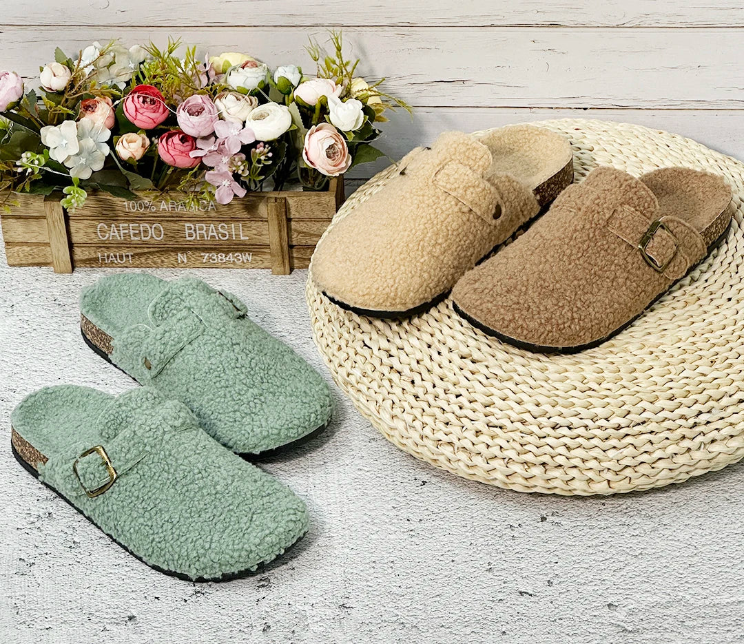 Otoño e Invierno nuevas mujeres y hombres tela de gamuza zapatilla de punta cerrada interior o exterior Slip-on Retro Sandalias planas duraderas
