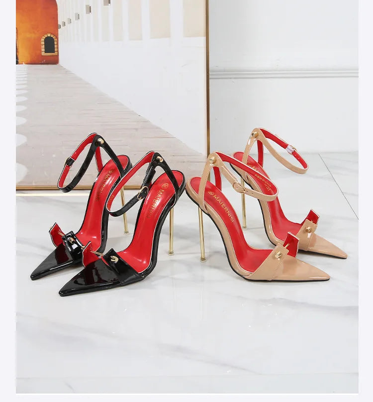 Sandalias de tacón alto con punta estrecha y decoración de Metal para mujer, zapatos de tacón súper alto con correa y hebilla de PU, zapatos de tacón para actuación en escenario de 12cm