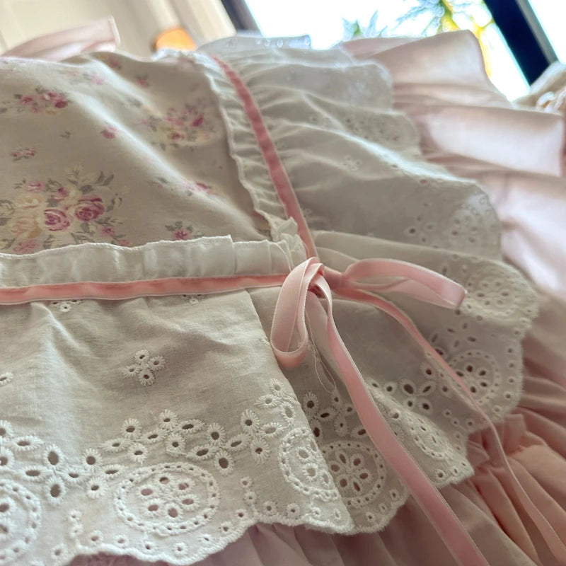 Juego de Ropa de Cama de Algodón 100% con Volantes de Encaje de Doble Capa y Diseño Floral Rosa, Incluye Funda Nórdica, Sábana, Falda de Cama, Sábana Ajustable y Fundas de Almohada (4 Piezas)