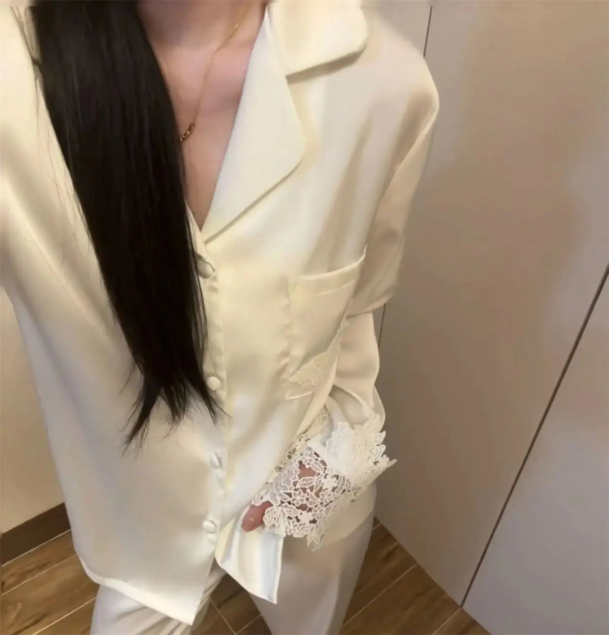 Conjunto de pijamas para mujer, ropa de dormir de satén blanco con encaje, ropa de dormir para novia y boda, regalo para el hogar, traje de pantalón holgado Sexy de manga larga, ropa de descanso