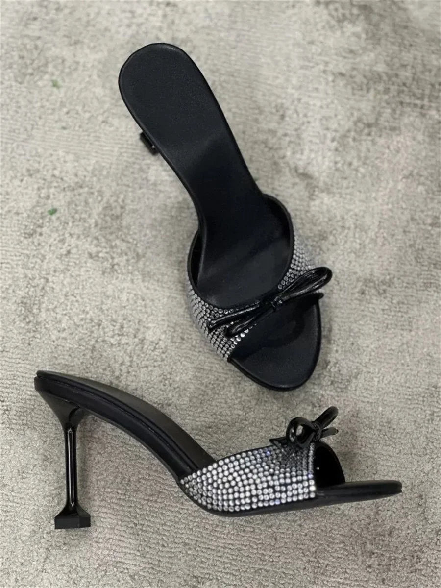 Zapatillas de cristal de diseñador para mujer, zapatos de vestir de tacón alto, zapatos de tacón para mujer, sandalias de lujo con lazo para mujer, chanclas de pasarela 2025