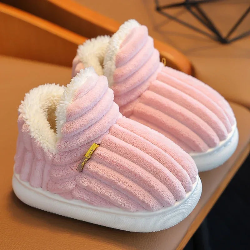 Nuevas zapatillas de felpa a rayas sencillas de invierno, suela suave antideslizante para niños y niñas, zapatos cálidos de algodón para el hogar