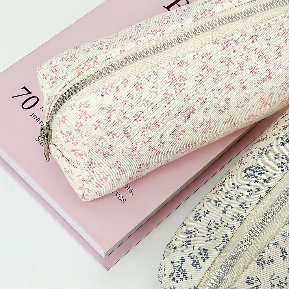 Pequeña bolsa Floral fresca para bolígrafos, estuche de lápices de gran capacidad, bolsa de almacenamiento de papelería multifuncional, organizador escolar para estudiantes, suministros