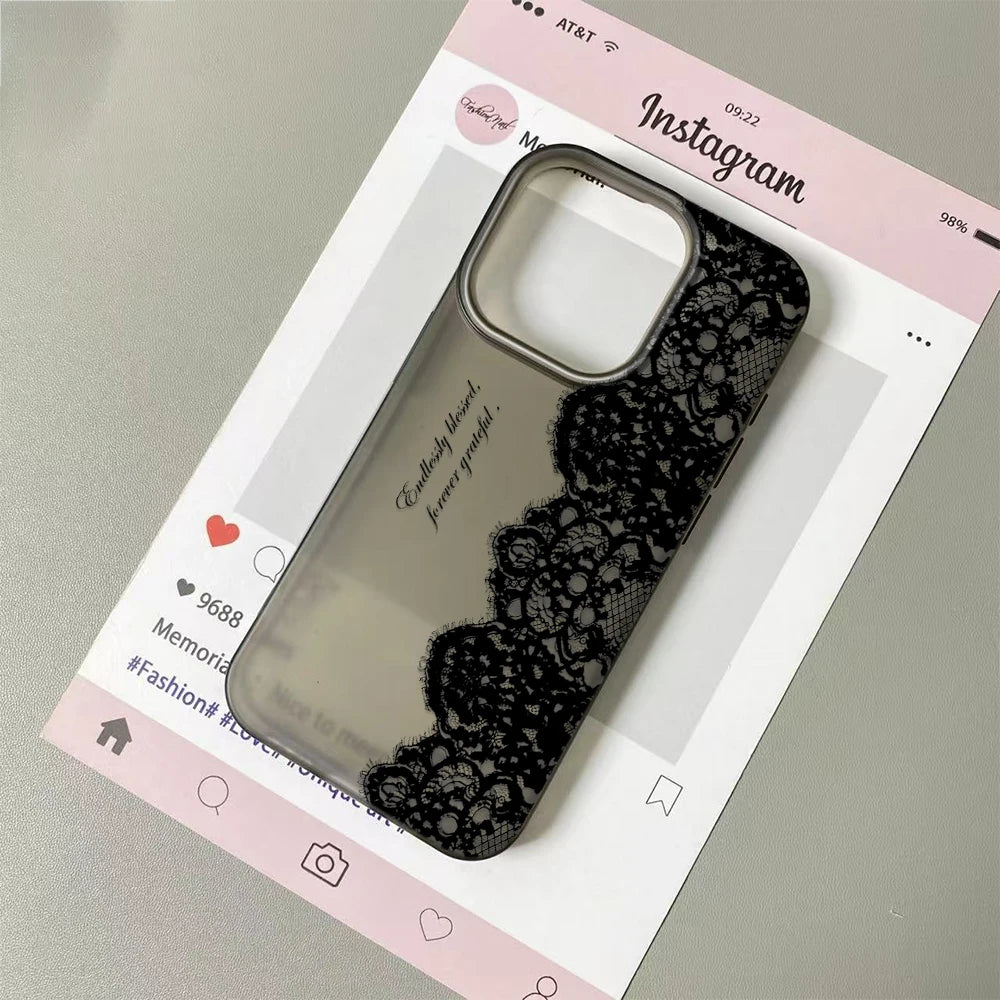 Funda de Teléfono con Letras de Encaje Negro para iPhone 17 16 15 14 13 12 11 Pro Max 13 12 17 Air 16 Plus, Carcasa Transparente Suave Antigolpes