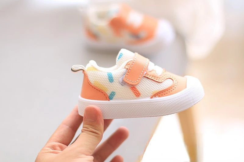 Zapatos Niña Zapatos para caminar de bebé otoño nueva suela suave Zapatos casuales de niño cara de malla zapato deportivo para niña recién nacida Zapatos de bebé Zapatillas