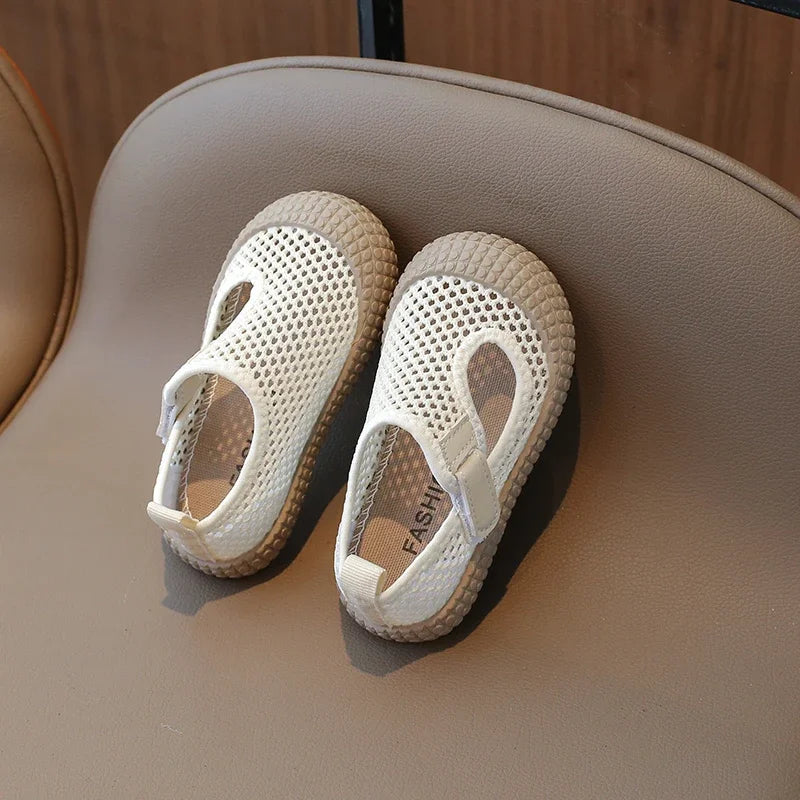 Sandalias para niños, malla de aire, transpirables, a la moda, suela suave, zapatos informales para niños, zapatos de verano para playa para bebés, deslizadores con gancho para niños y niñas 21-30