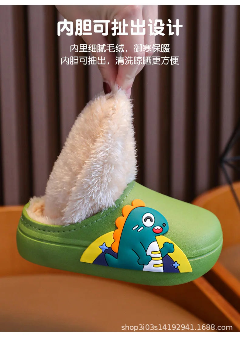 Nuevas zapatillas de algodón con dibujos animados para niños, zapatos informales cálidos e impermeables para niños y niñas, zapatos de casa de felpa antideslizantes para niños, zapatos informales