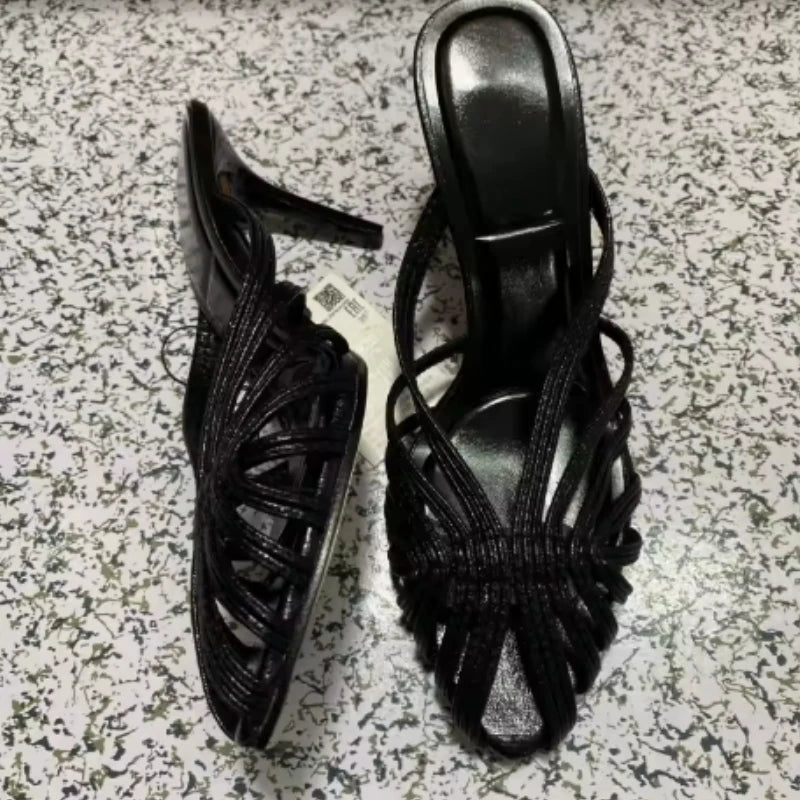 Zapatillas de tacón alto de marca con diseño de banda estrecha dorada, sandalias deslizantes de tacón fino con punta estrecha a la moda para mujer, zapatos elegantes para vestido de banquete
