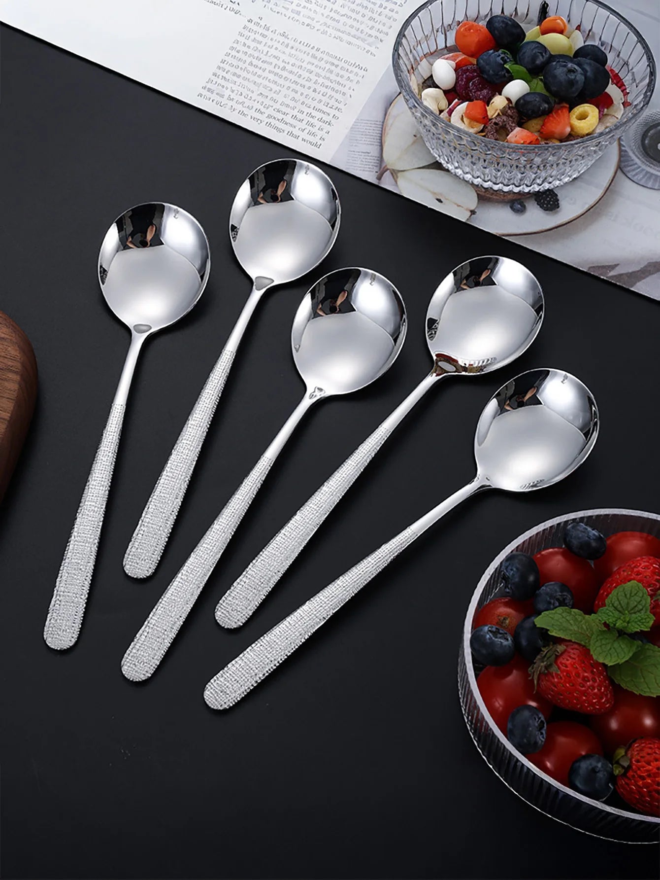 Cucharas de Sopa de Acero Inoxidable de Primera Calidad, Cucharas Retro de Lujo con Mango Largo, Pulido Espejo para una Experiencia Gastronómica Elegante