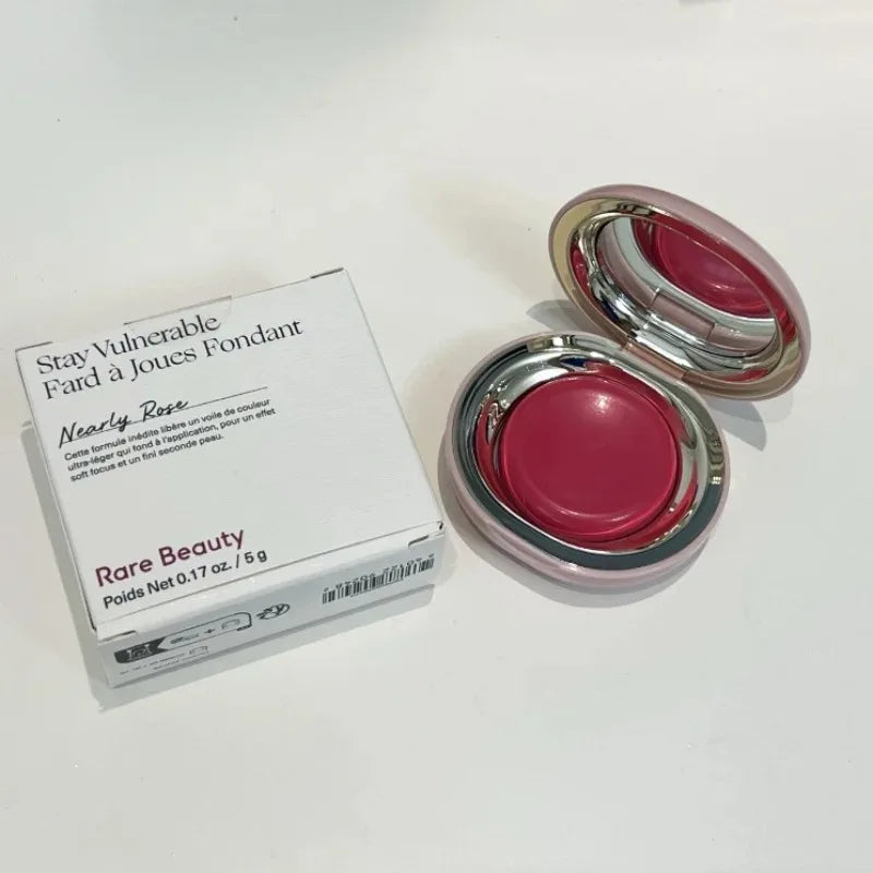 Brillo Labial Rare Beauty, Ilumina la Piel, Es Sedoso y Hermoso, Realza los Contornos, Maquillaje para Chicas y Mujeres, con Caja