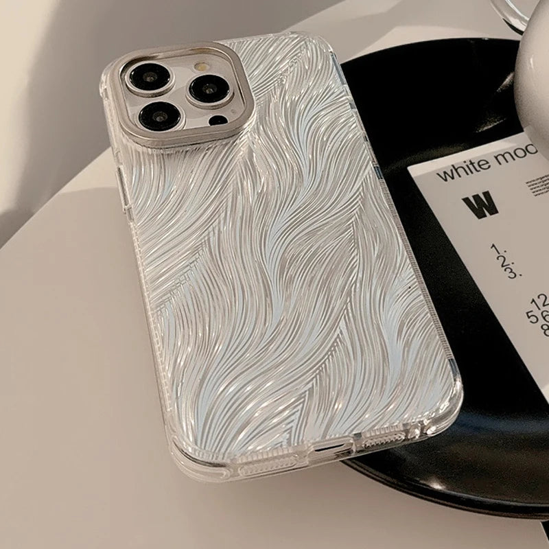 Funda de teléfono con diseño de plumas bonitas de lujo para iPhone 15, 14, 13, 12 Pro Max Plus, protección de lente chapada elegante, cubierta trasera anticaída