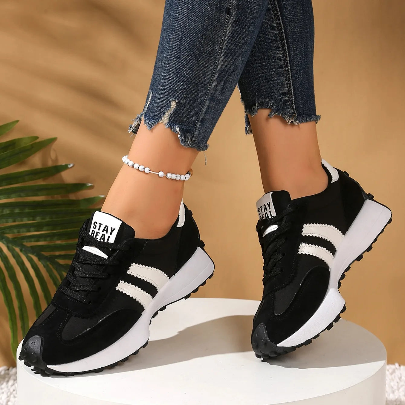 Zapatillas de deporte de fondo grueso para mujer, zapatillas de deporte informales de cuero con retales, zapatos cómodos informales para exteriores, primavera 2025
