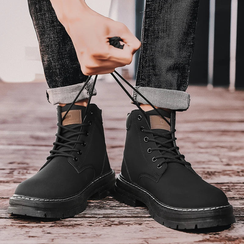 Botas de hombre otoño nuevas botas altas de trabajo estilo británico versión coreana suela gruesa con cordones botas cálidas antideslizantes para hombre