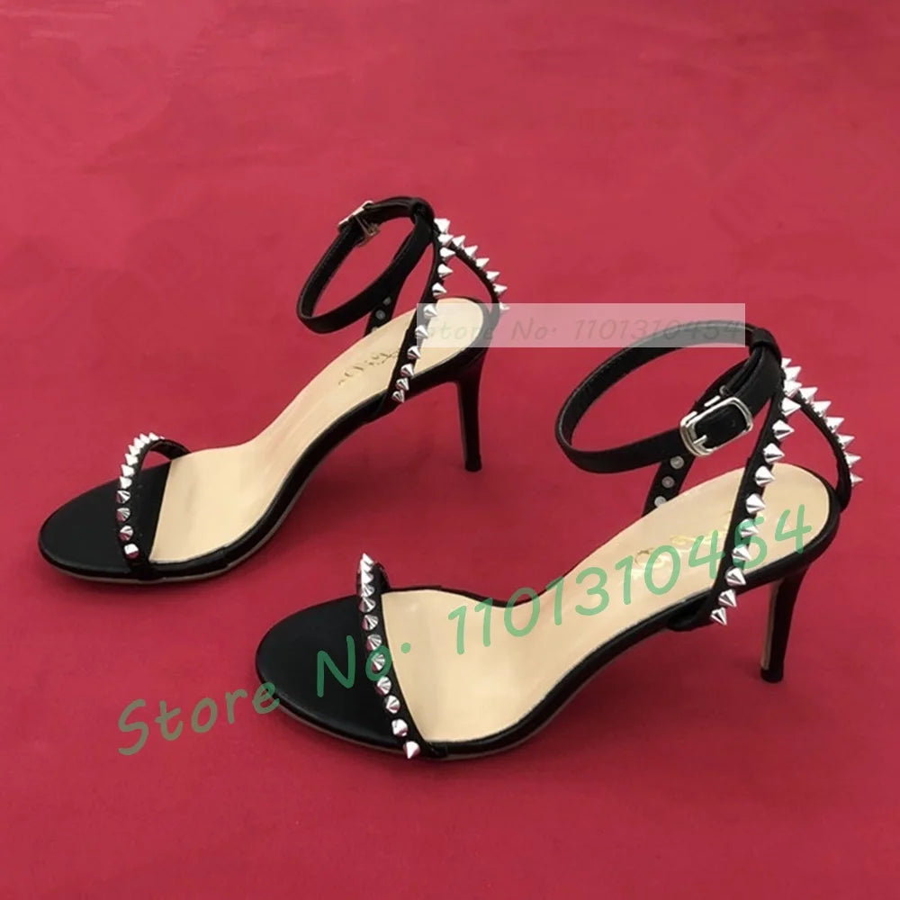 Sandalias con remaches de Metal y correa en el tobillo para mujer, zapatos de tacón alto con plantilla roja, cómodos y sexys, para fiesta, Verano
