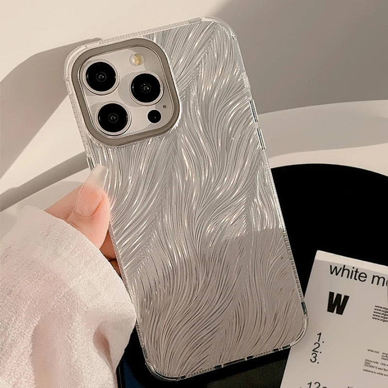 Funda de teléfono con diseño de plumas bonitas de lujo para iPhone 15, 14, 13, 12 Pro Max Plus, protección de lente chapada elegante, cubierta trasera anticaída