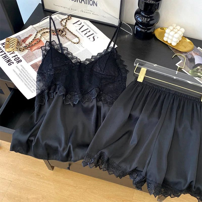 Conjunto de pijamas con tirantes para mujer, ropa de salón, lencería íntima de encaje calado Sexy, ropa de dormir, novedad de verano, Top y pantalones cortos con tirantes, ropa de casa