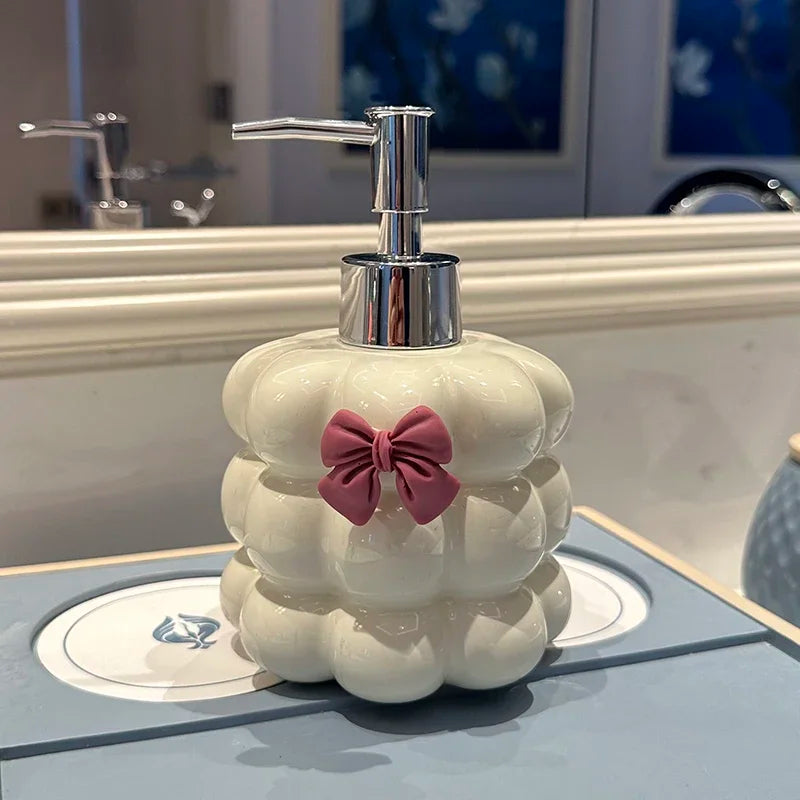 Suministros de baño, botella de emulsión de cerámica, botella de prensa de Gel de ducha para baño, dispensador de jabón creativo, decoración de baño moderna