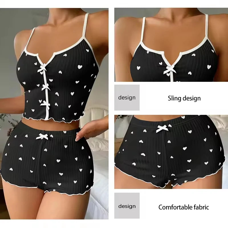 Ropa de dormir Sexy para mujer, conjunto de pijamas con estampado de corazón de seda, cuello en V, sin mangas, camisola informal, conjuntos de Top y pantalones cortos, traje para casa, ropa de descanso