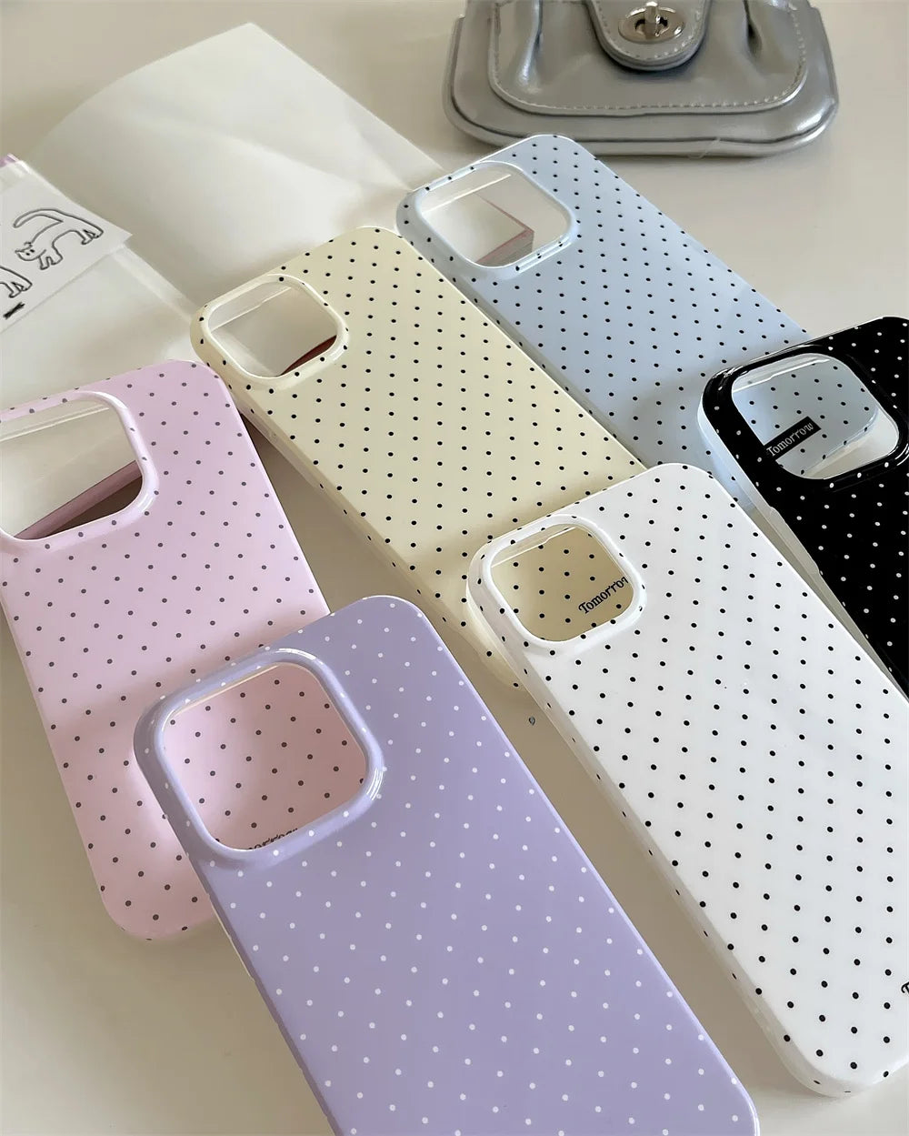 Funda de teléfono móvil pequeña y fresca de lunares INS para iPhone 17 16 15 14 13 12 Pro Max 11 funda ultrafina a prueba de golpes para iPhone Air