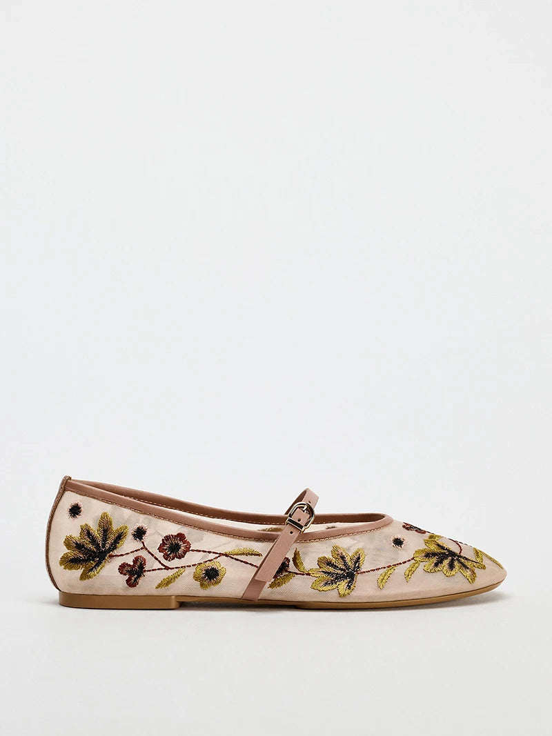 2026 zapatos Mary Jane bordados de primavera para mujer, zapatos de suela blanda transpirables para exteriores, zapatos planos de Ballet cómodos sin cordones para mujer