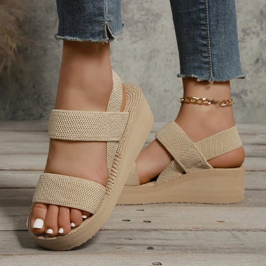 Nuevas sandalias minimalistas con cuña y talón descubierto, chanclas ligeras de verano para exteriores, zapatos de mujer con parte inferior gruesa de Color sólido, sandalias femeninas